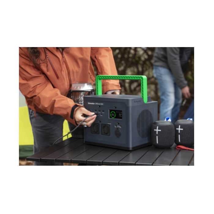 prenosima-zahranvashta-stantsiya-schneider-offgrid-por-apc-pps500-gr