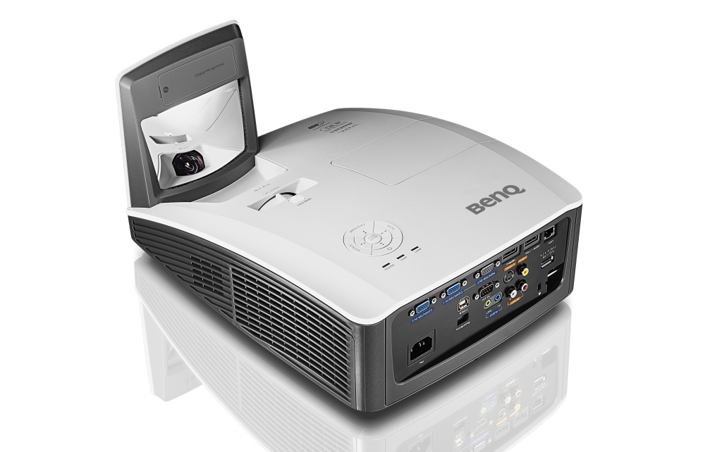 multimedien-proektor-benq-mw855ust-ultra-short-thr-benq-9h-jc677-24e