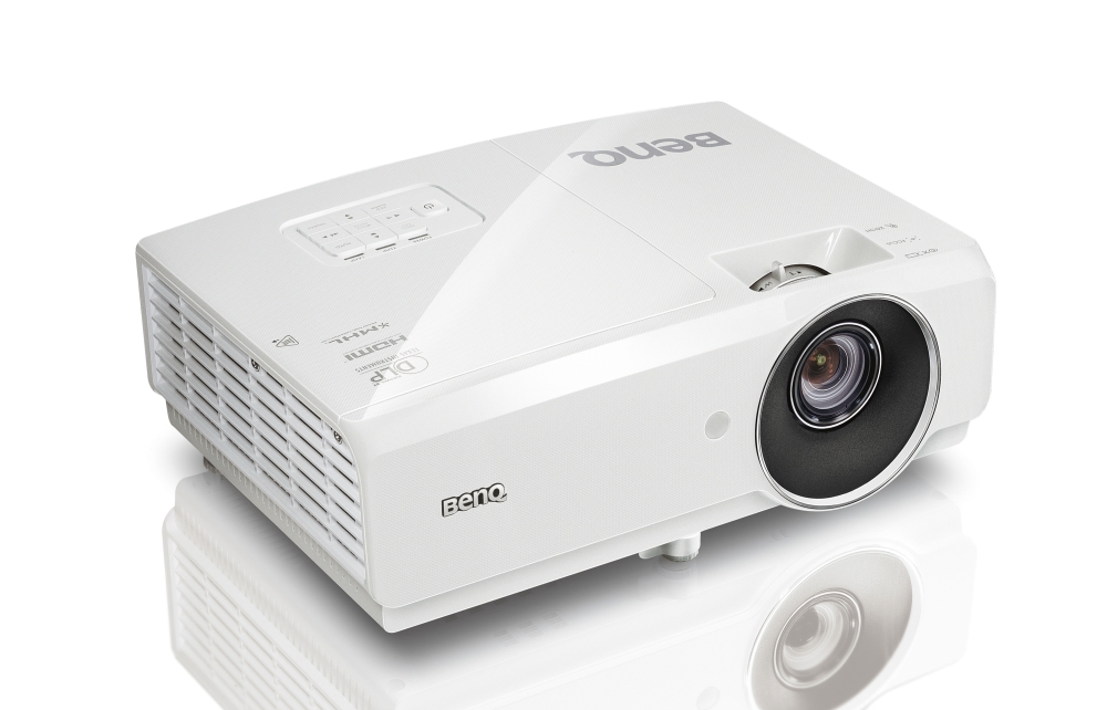 multimedien-proektor-benq-mh750-dlp-1080p-1920x-benq-9h-jfg77-23e