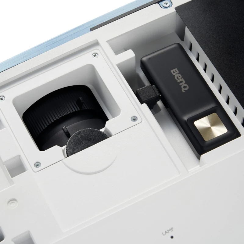 multimedien-proektor-benq-tk850i-smart-projector-benq-9h-jn277-38e