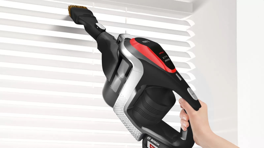 prahosmukachka-bosch-bss81pow-cordless-handstick-v-bosch-bss81pow