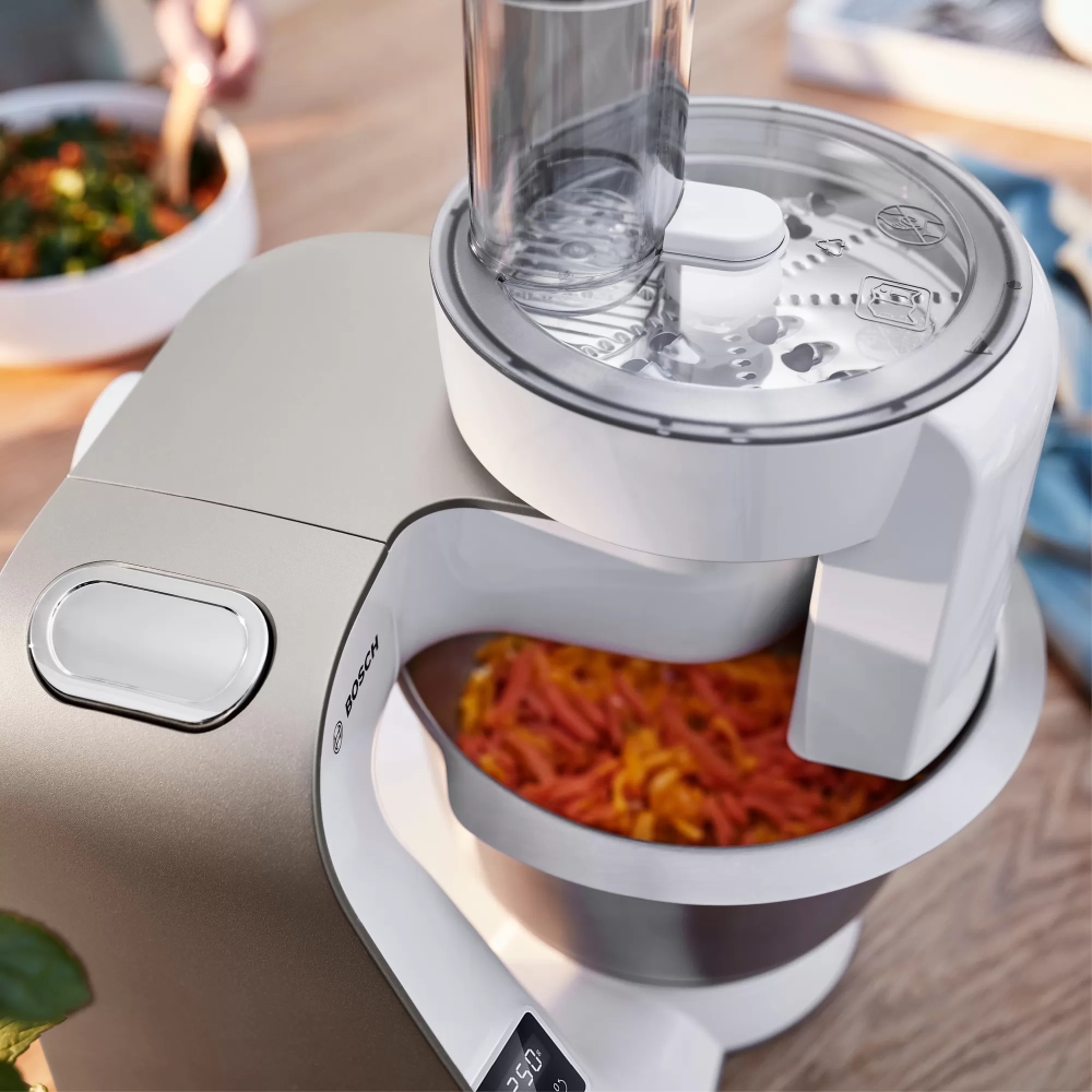 kuhnenski-robot-bosch-mum5xw20-compact-kitchen-ma-bosch-mum5xw20