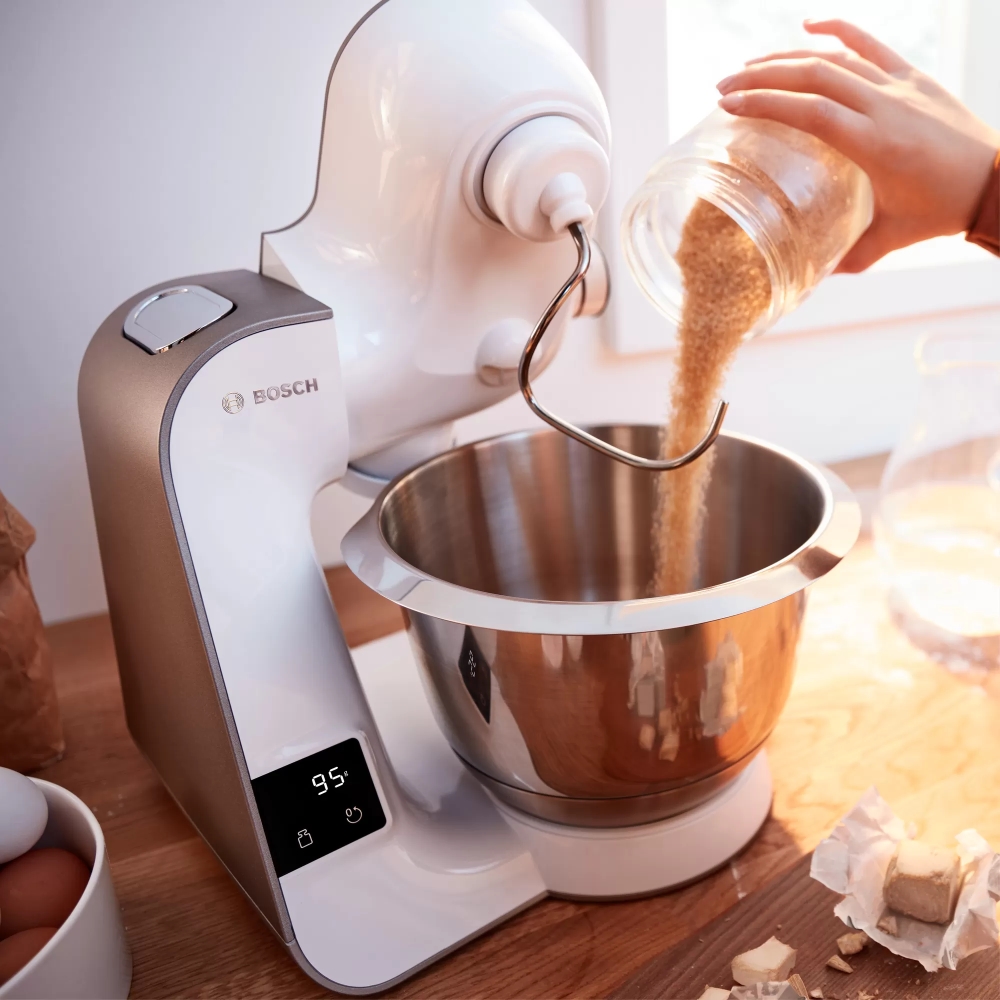 kuhnenski-robot-bosch-mum5xw20-compact-kitchen-ma-bosch-mum5xw20