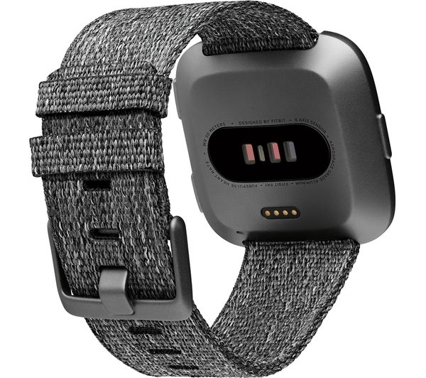 fitnes-grivna-fitbit-versa-nfc-charcoal-woven-fitbit-fb505bkgy-eu