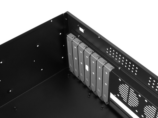 komunikatsionen-shkaf-lanberg-rackmount-server-chass-lanberg-sc01-3504-10b