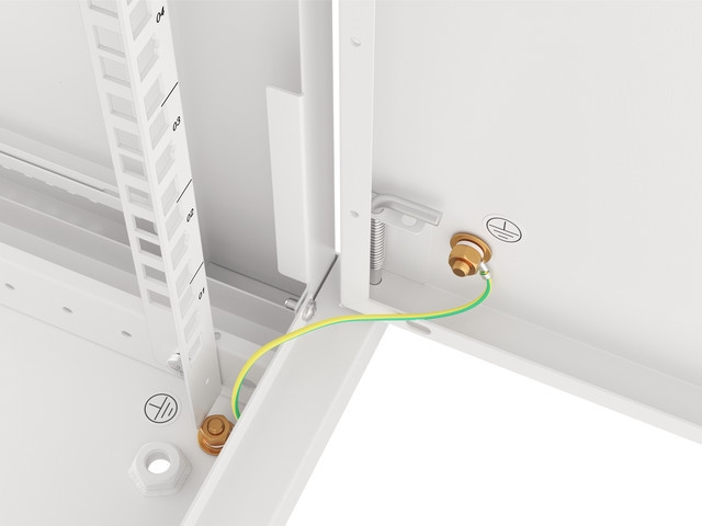 komunikatsionen-shkaf-lanberg-rack-cabinet-19-wall-lanberg-wf01-6406-00s