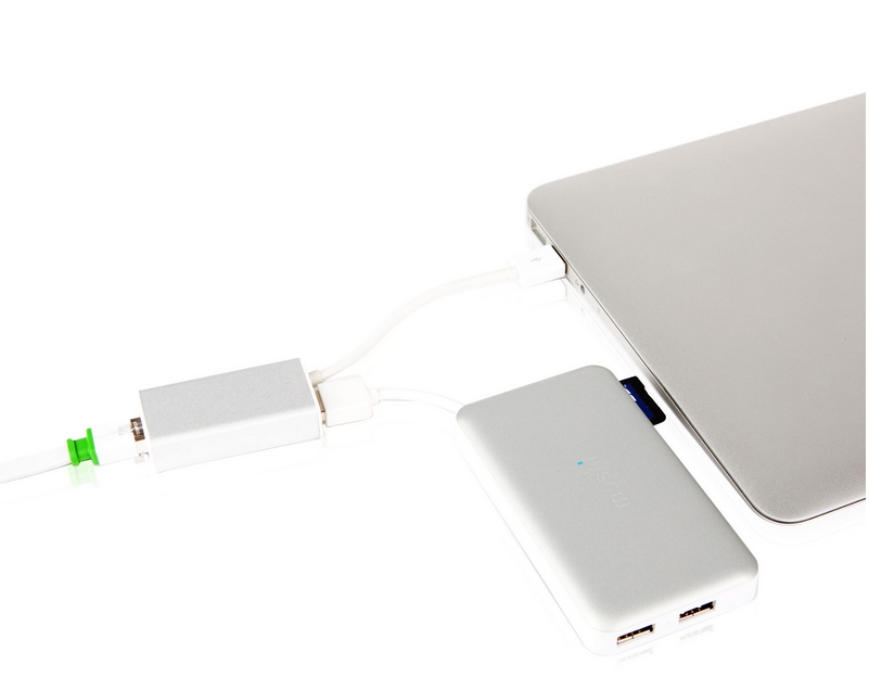 adapter-moshi-usb-2-0-to-ethernet-adapter-silver-moshi-99mo023204