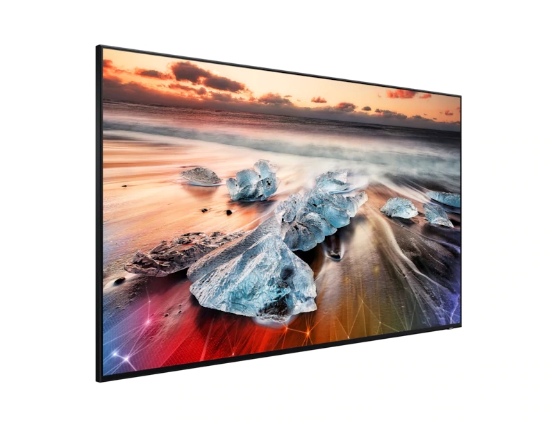 shirokoformaten-displey-samsung-qp82r-82-16-7-q-samsung-lh82qpr8bgcxen